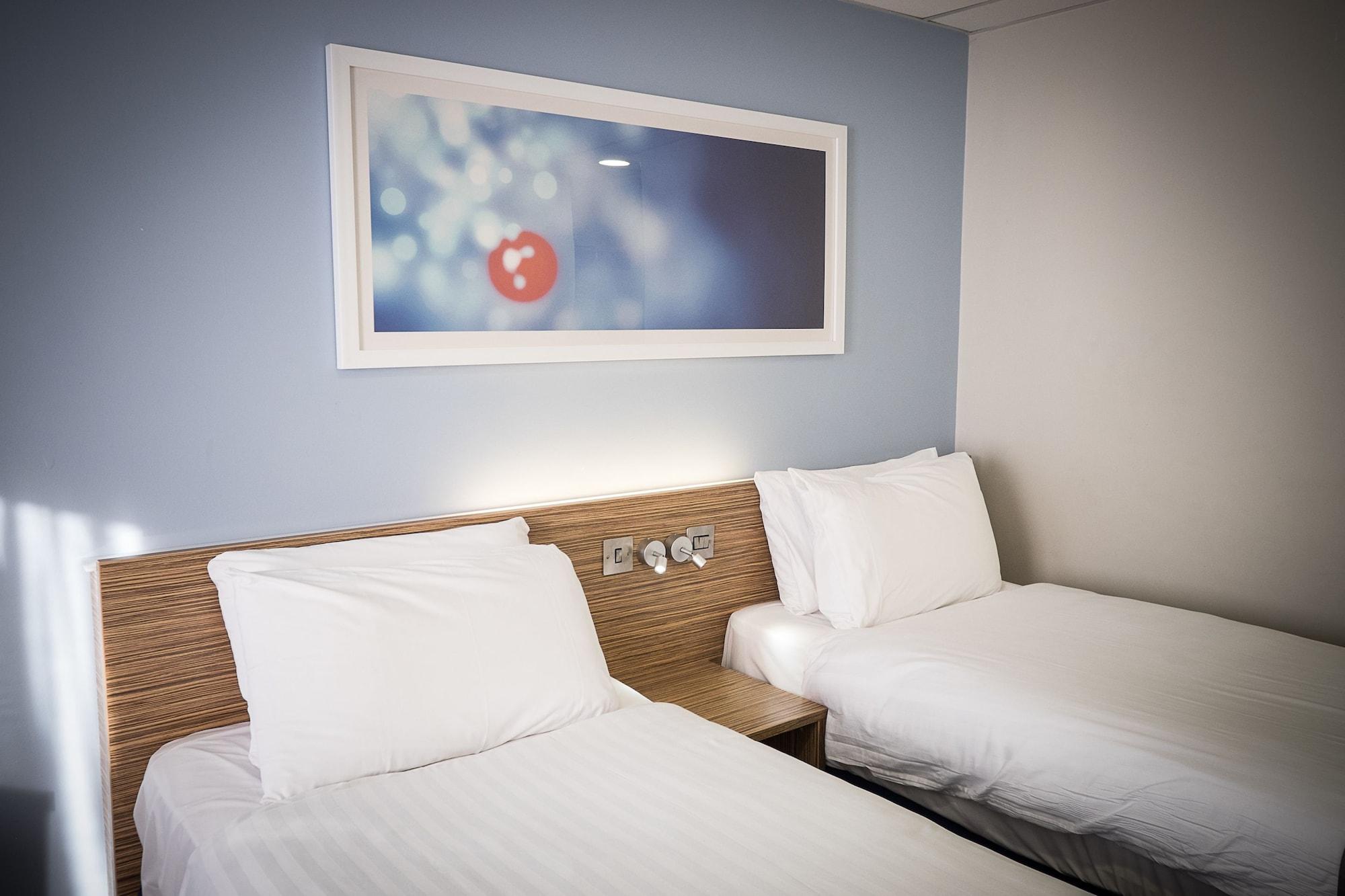 Travelodge Belfast Extérieur photo